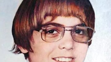 Las matemáticas lo eligieron el hombre más guapo del mundo, aunque no creerás quién es este niño con gafas cuadradas