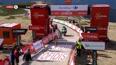 La llegada de Vingegaard a la meta de la Bola del Mundo a punto de desfallecer: la imagen impacta