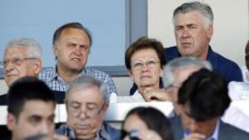 Pardeza y Ancelotti en el estadio.