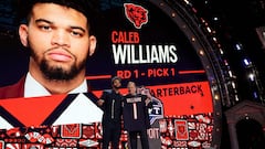 DETROIT, MICHIGAN - APRIL 25: (L-R) Caleb Williams poses with NFL Commissioner Roger Goodell after being selected first overall by the Chicago Bears during the first round of the 2024 NFL Draft at Campus Martius Park and Hart Plaza on April 25, 2024 in Detroit, Michigan.   Gregory Shamus/Getty Images/AFP (Photo by Gregory Shamus / GETTY IMAGES NORTH AMERICA / Getty Images via AFP)