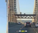 Un aseo portátil cae desde el Puente del Centenario de Sevilla: lo que ocurre justo después es un milagro
