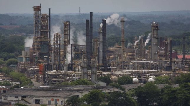 What is fracking? Is it legal? Who is for it and who is against it?