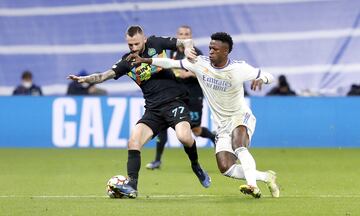 Vinicius y Brozovic.