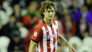 Amorebieta convocado por Venezuela pese a su lesión