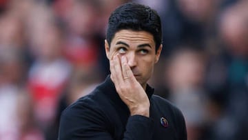 LONDON, ENGLAND - OCTOBER 30:  Mikel Arteta, Head Coach of Arsenal during the Premier League match between Arsenal FC and Nottingham Forest at Emirates Stadium on October 30, 2022 in London, United Kingdom. (Photo by Marc Atkins/Getty Images)