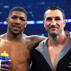 Joshua "can still have his time" despite Usyk defeat - Klitschko
