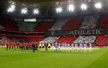 Formación de los equipos del Athletic Club y Real Madrid.