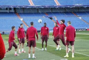 Saúl Ñíguez, Thomas y Filipe Luis.