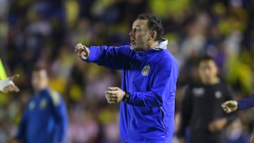 Gabriel Milito head coach of Guadalajara during the 8th round match between America and Guadalajara as part of the Liga BBVA MX, Torneo Apertura 2025 at Ciudad de los Deportes Stadium, on September 13, 2025 in Mexico City, Mexico.