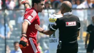 En el último Superclásico la U tuvo una serie de polémicas arbitrales con Jorge Osorio.