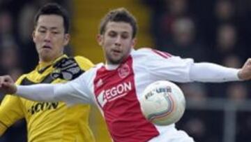 El Ajax se rehace y el Vitesse de Albert Ferrer empata