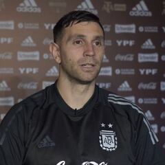 Dibu Martínez: "Seguimos con hambre, no nos relajamos"