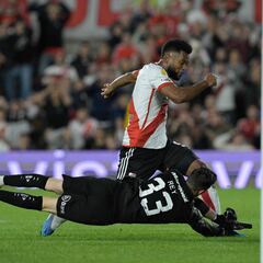 Borja compara grama del Monumental con las de su tierra