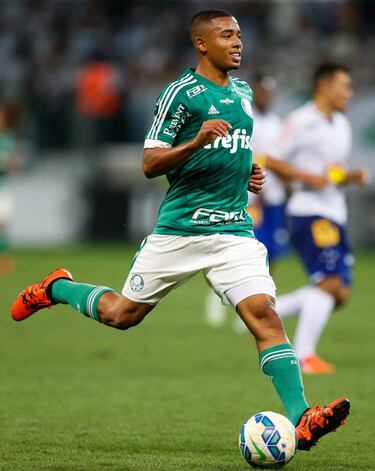 Gabriel Jesús confirms deal is "almost done" with Man City