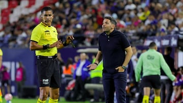 Nicolas Larcamon head coach of Cruz Azul during the 4th round match between Atletico de San Luis and Cruz Azul as part of the Liga BBVA MX, Torneo Apertura 2025 at Alfonso Lastras Stadium, on August 11, 2025 in San Luis Potosi, Mexico.