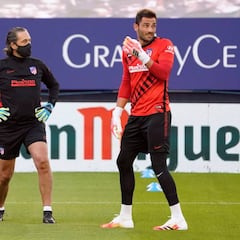 Adán se piensa el continuar porque quiere tener minutos