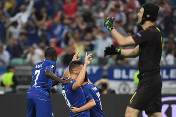 Chelsea se coronó campeón de la Europa League tras vencer a Arsenal 4-1. El portero de los 'Gunners' disputó su último partido como profesional. 