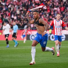 El Manchester City se llevará a Savinho a final de temporada