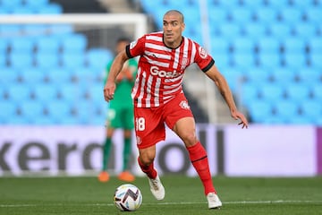 Tras una carrera venida a menos debido a una grave lesión de rodilla en diciembre de 2012. Romeu se asentó en el fútbol inglés jugando siete temporadas en el Southampton. En verano de 2022 firmó con el Girona donde rindió a gran nivel en su posición de pivote en el mediocampo. Un año después, el Barcelona pagó 3,40 millones para hacerse con sus servicios. En verano de 2024 regresó al club gironí tras no encontrar el éxito que buscaba en Barcelona.