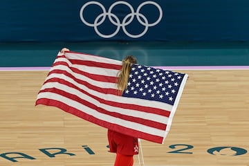 USA overcame a resilient France side to win their final gold of the Games.