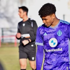 Los Anexos suman otro internacional