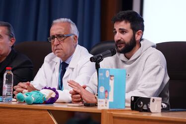 Ricky Rubio y Scariolo presentan un proyecto para ayudar a ni?os con c¨¢ncer