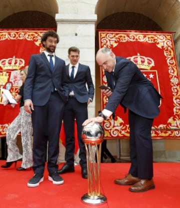 Sergio Llull, Doncic y Pablo Laso. 