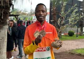 ¡¡¡Oro de Titi Ndikumwenayo!!! España, 8 medallas, récord histórico