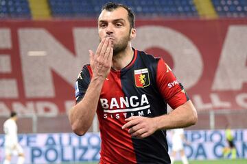 Luego de haber destituido a Andrriy Shevchenko, el equipo italiano busca evitar el descenso a toda costa con las lleadas de Roberto Piccoli, Albert Gudmundsson y Kelvin Yeboah.
