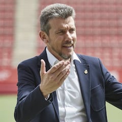 Unzué: "Aún tenemos que hacer tres o cuatro fichajes"