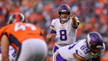 DENVER, CO - AUGUST 11: Quarterback Kirk Cousins #8 of the Minnesota Vikings runs the offense in the first quarter of a game against the Denver Broncos during an NFL preseason game at Broncos Stadium at Mile High on August 11, 2018 in Denver, Colorado.   Dustin Bradford/Getty Images/AFP
 == FOR NEWSPAPERS, INTERNET, TELCOS &amp; TELEVISION USE ONLY ==