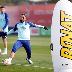 Simeone y su obsesión por el gol: intensa sesión de remates a puerta