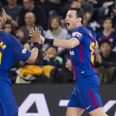 Xavi Pascual: "¡Vaya regalo acabar segundo de grupo!"