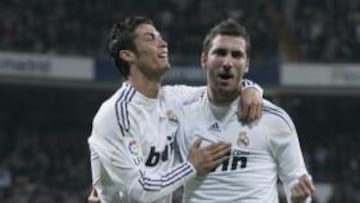 <b>LETALES. </b>Los goles de Cristiano e Higuaín han dado 30 puntos al Real Madrid esta temporada.