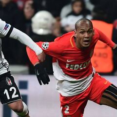 Besiktas gana con participación de Gary Medel
