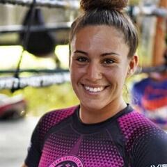 Combate Américas ficha a la española Claudia Díaz