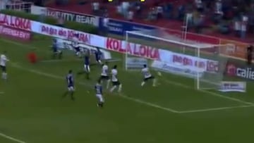 Marcelo Díaz le dio el empate al Pumas con este tanto