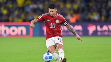 James Rodríguez durante el partido entre Ecuador y Colombia por las Eliminatorias Sudamericanas rumbo al Mundial 2026.