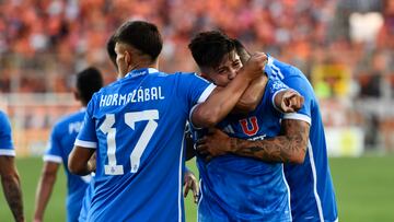 Lo marginaron de la Roja y hoy brilla en la U: “Es muy profesional”