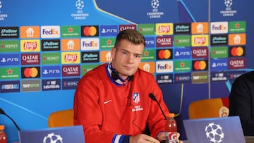 Sorloth, en rueda de prensa en el RAMS Park.