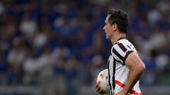 El viejo conocido de Betis y Málaga que rivaliza con Cristiano Ronaldo y Messi