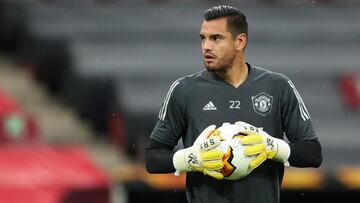 El portero argentino está en la lista de los jugadores que deben salir de Manchester United. ‘Chiquito’ cuenta con opciones en la Premier y la MLS.