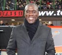 Balotelli, de penalti, alegra el estreno de Seedorf en el Milan