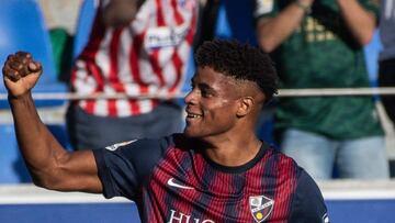 Kevin Carlos rompe una maldición del Huesca