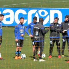 Obligada operación salida en el Depor tras la caída a Segunda