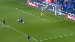 La última de Omorodion: golazo de delantero puro que no tiene nada que envidiar a Gyokeres