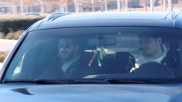 CON IKER. Ramos lleg&oacute; ayer a Valdebebas en el coche de Casillas.
 