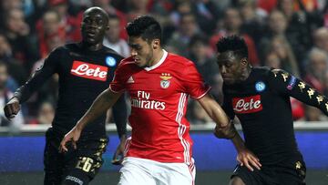 Raúl Jiménez anota su cuarto gol en Champions League