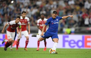 3-0. Eden hazard marc¨® el tercer gol de penalti.