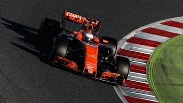 McLaren deny Honda split on positive day in Barcelona